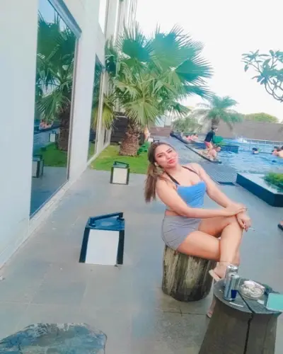 Escort Tamkuhi Raj